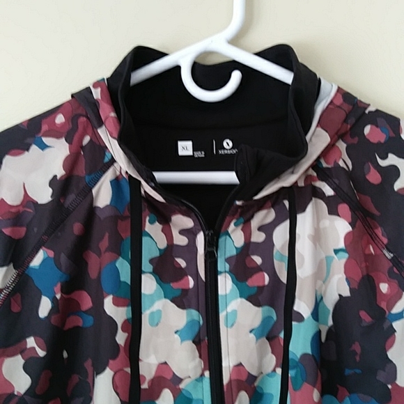 Xersion Hooded Zip Up Layered Look Athletic Jacket XL Black Multicolor - Picture 4 of 16